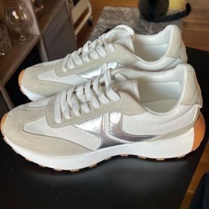 Steve Madden Sneakers